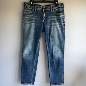 Silver Jeans “Sam” Capris- sz 29